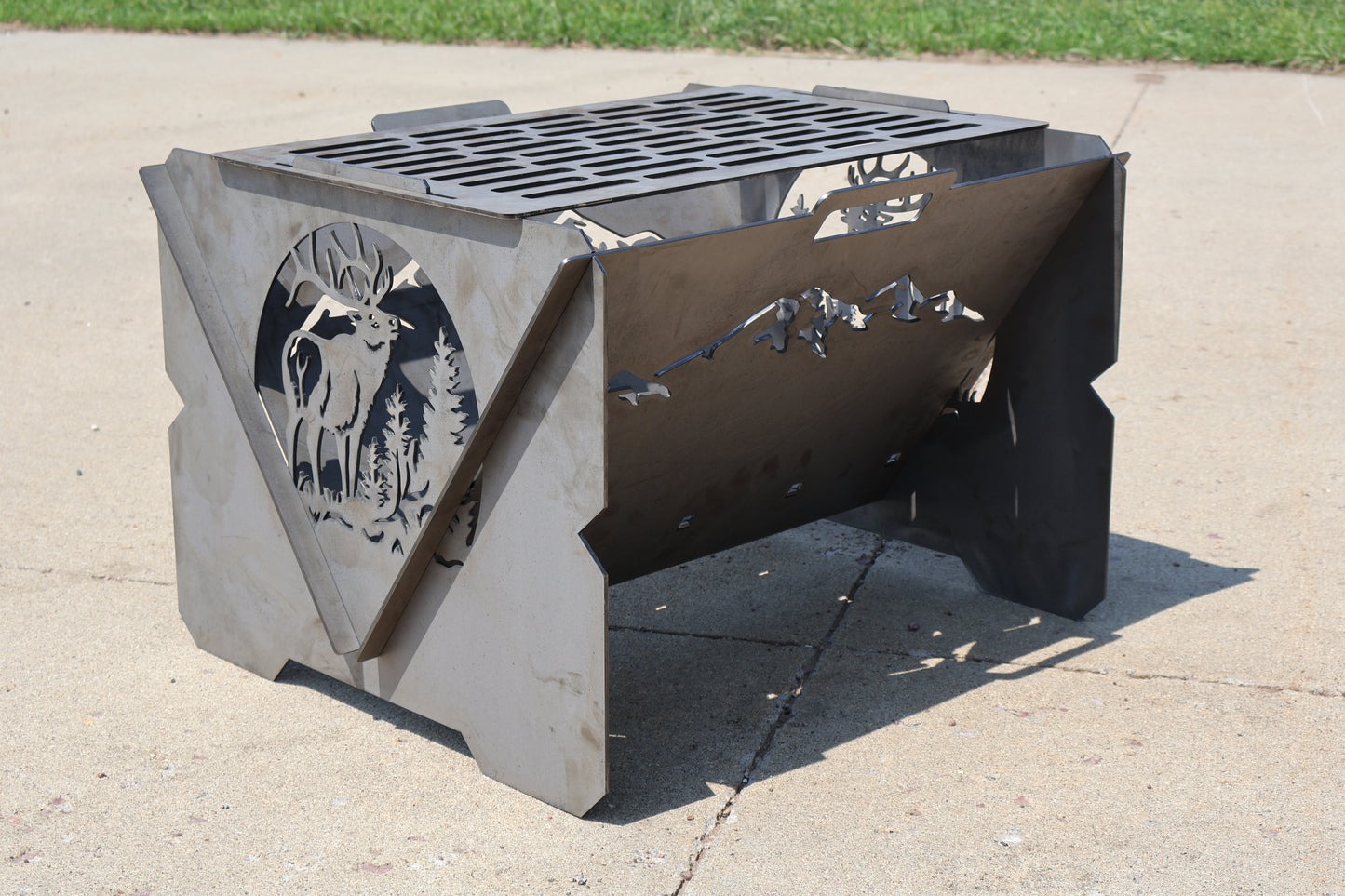 Elk Scene Fire Pit
